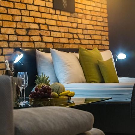 Leo Apartments Main Square Krakow Exterior photo